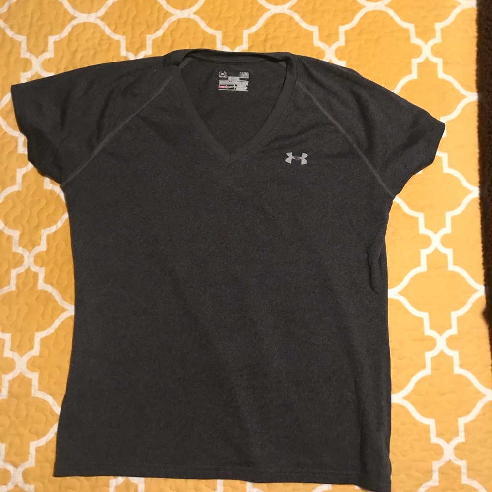 Under Armour Semi-Fitted V-Neck